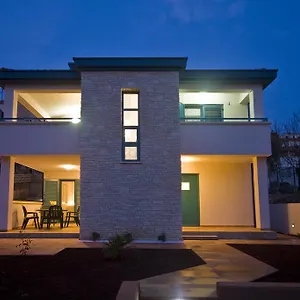 Rooms&apartments Dama , Pola Croazia